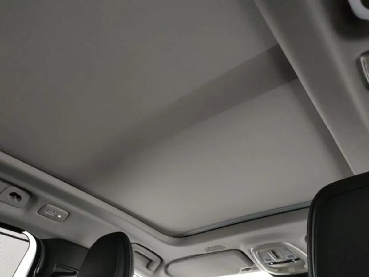 Volvo V90 nuova a Modena (16)