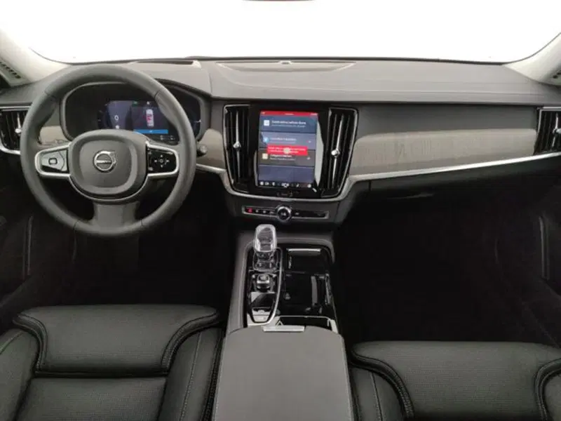 Volvo V90 nuova a Modena (19)