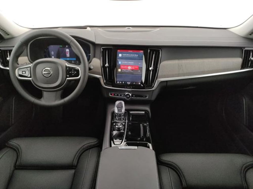 Volvo V90 nuova a Modena (19)