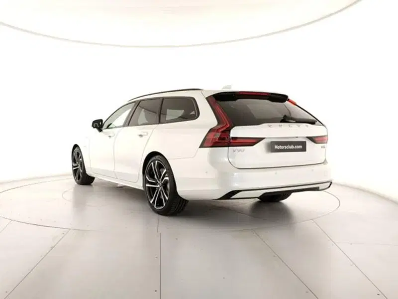 Volvo V90 nuova a Modena (3)