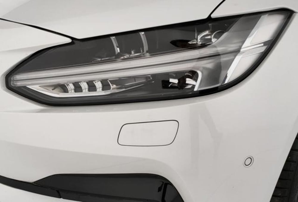 Volvo V90 nuova a Modena (9)