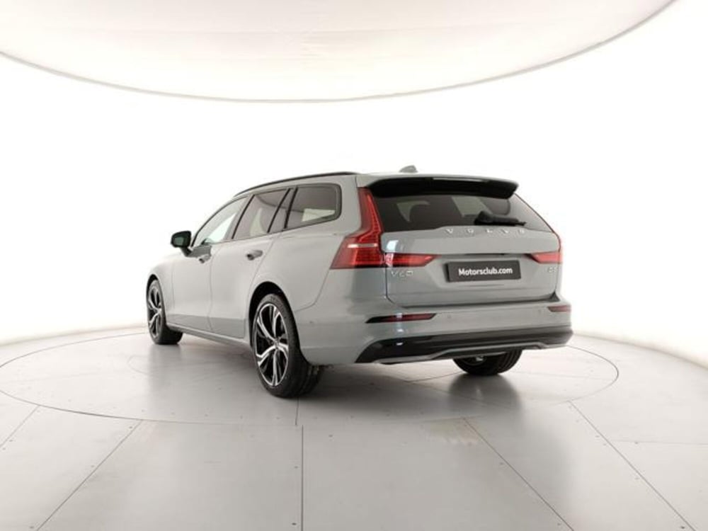 Volvo V60 nuova a Modena (3)