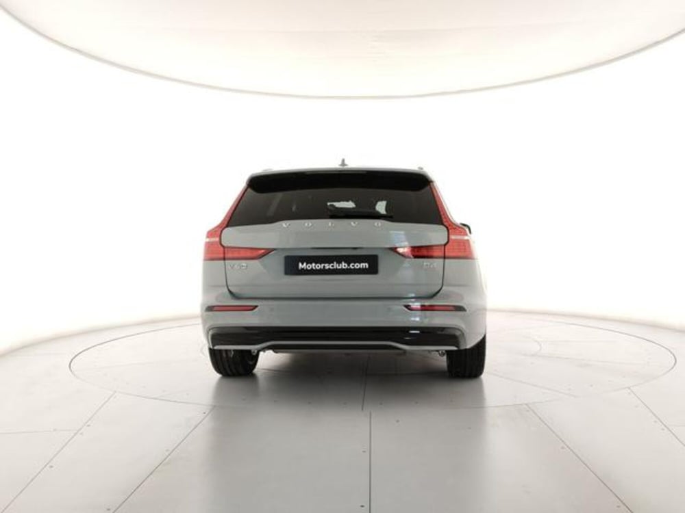 Volvo V60 nuova a Modena (4)