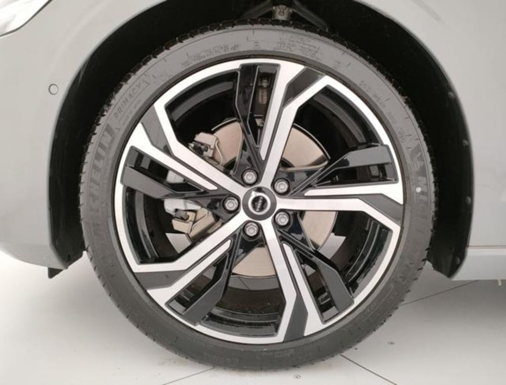 Volvo V60 nuova a Modena (8)