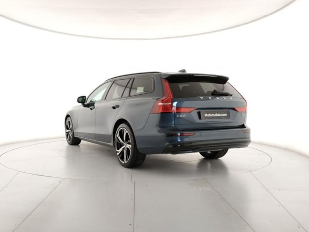 Volvo V60 nuova a Modena (3)