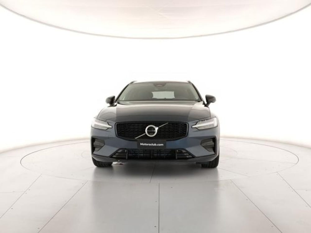 Volvo V60 nuova a Modena (7)