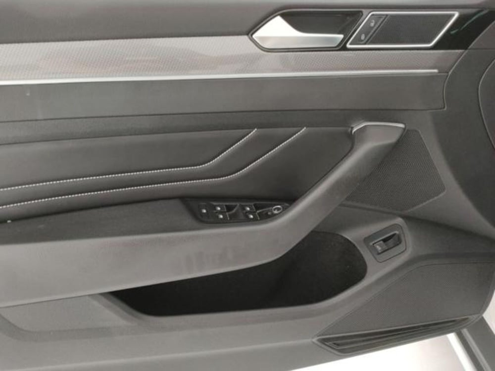 Volkswagen Passat Variant usata a Modena (12)