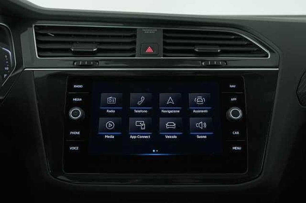 Volkswagen Tiguan usata a Como (17)