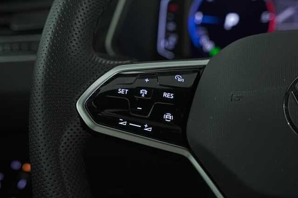 Volkswagen Tiguan usata a Como (19)