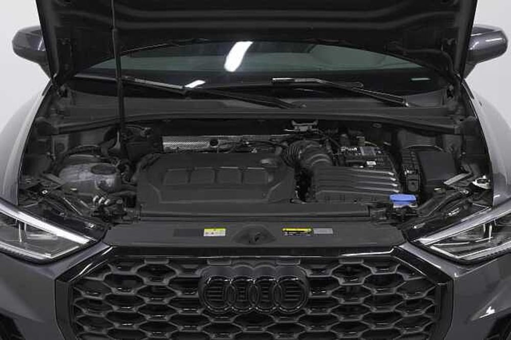 Audi Q3 Sportback usata a Como (11)