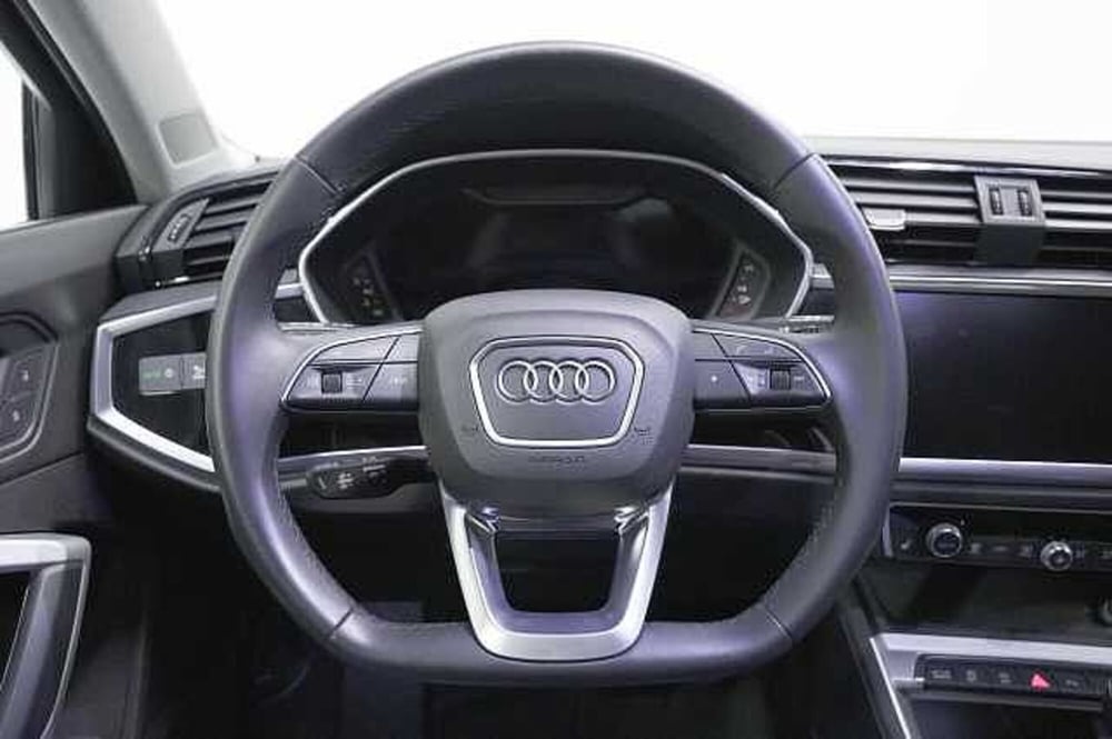 Audi Q3 Sportback usata a Como (6)