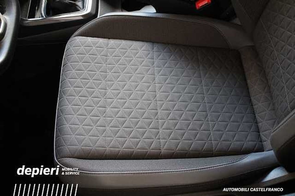 Volkswagen T-Cross usata a Treviso (12)