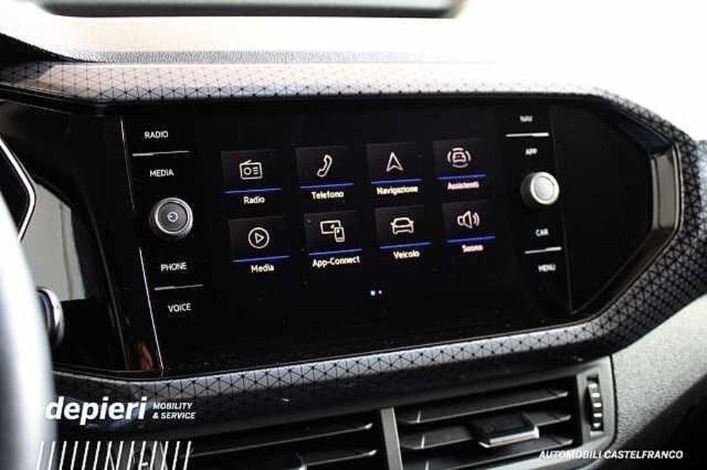 Volkswagen T-Cross usata a Treviso (6)