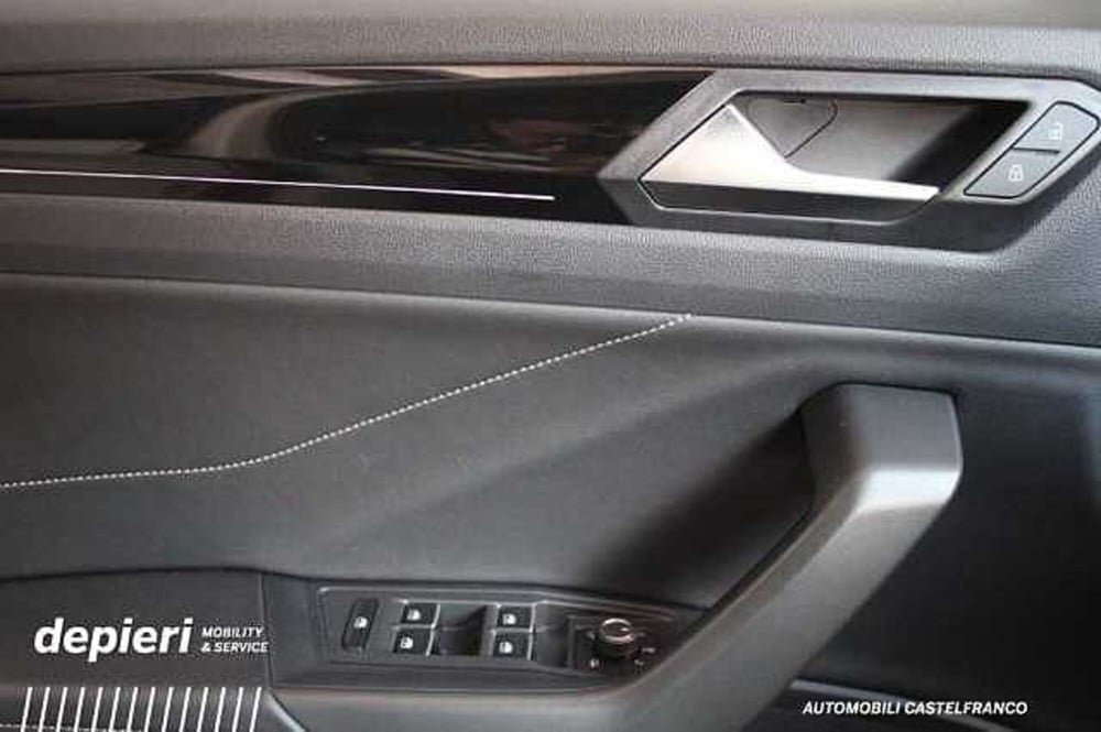 Volkswagen T-Roc usata a Treviso (12)