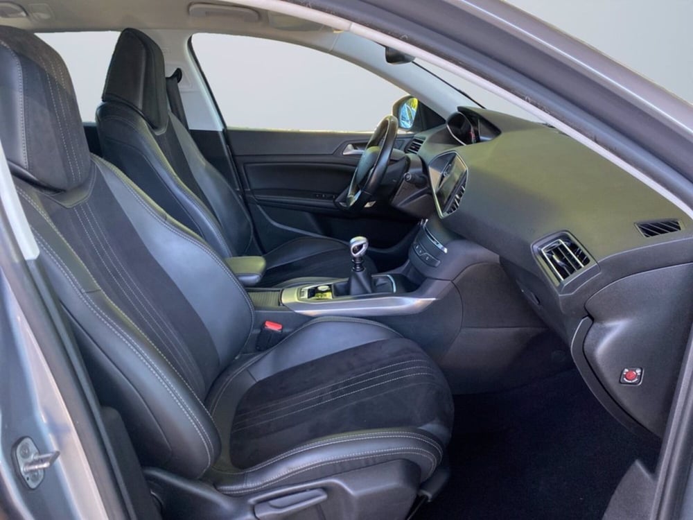 Peugeot 308 SW usata a Milano (11)