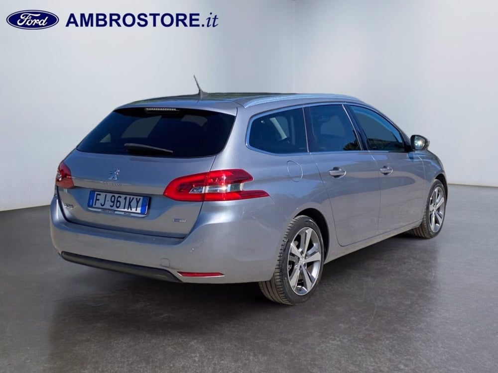 Peugeot 308 SW usata a Milano (5)