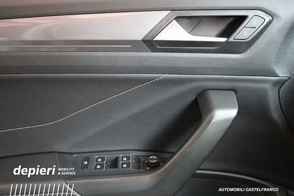 Volkswagen T-Roc usata a Treviso (16)