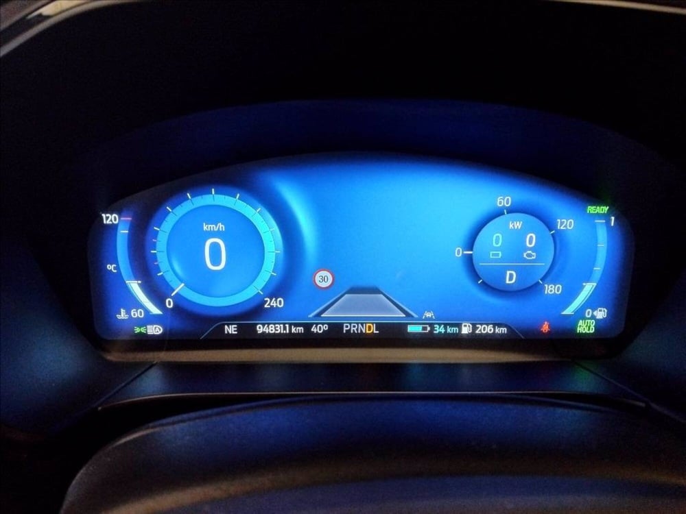 Ford Kuga usata a Milano (10)