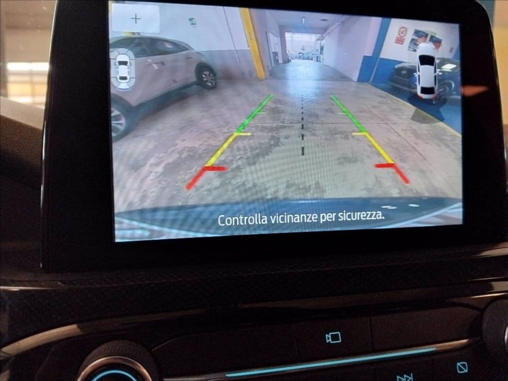 Ford Kuga usata a Milano (12)