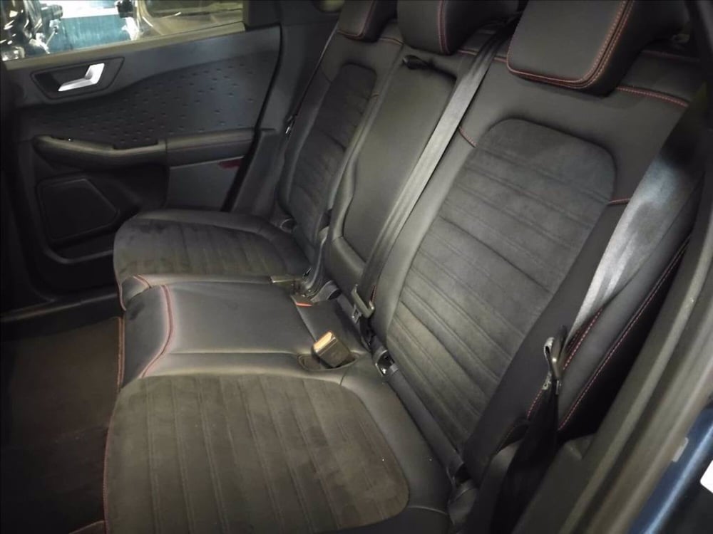 Ford Kuga usata a Milano (14)