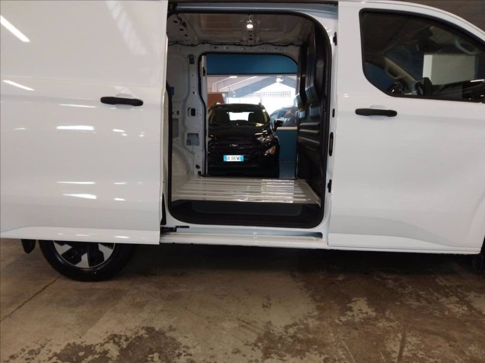 Ford Transit Custom Furgone nuova a Milano (10)