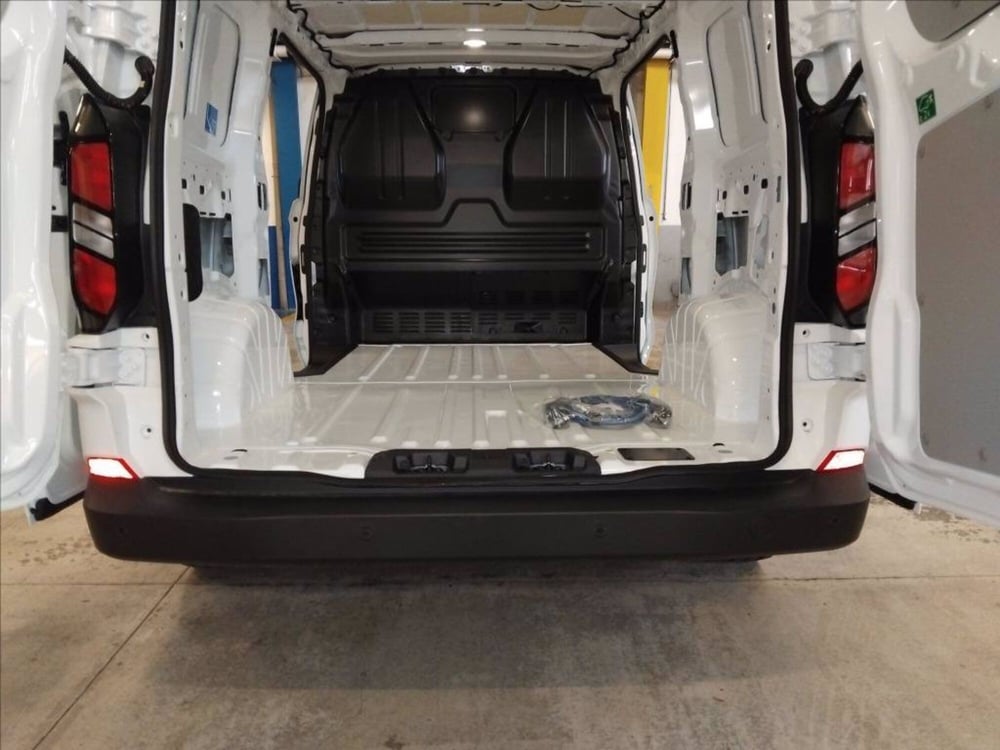 Ford Transit Custom Furgone nuova a Milano (11)