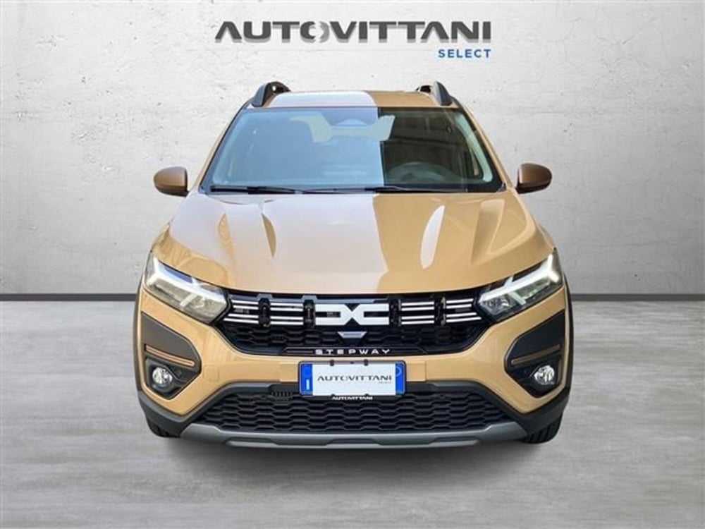 Dacia Sandero Stepway nuova a Como (2)