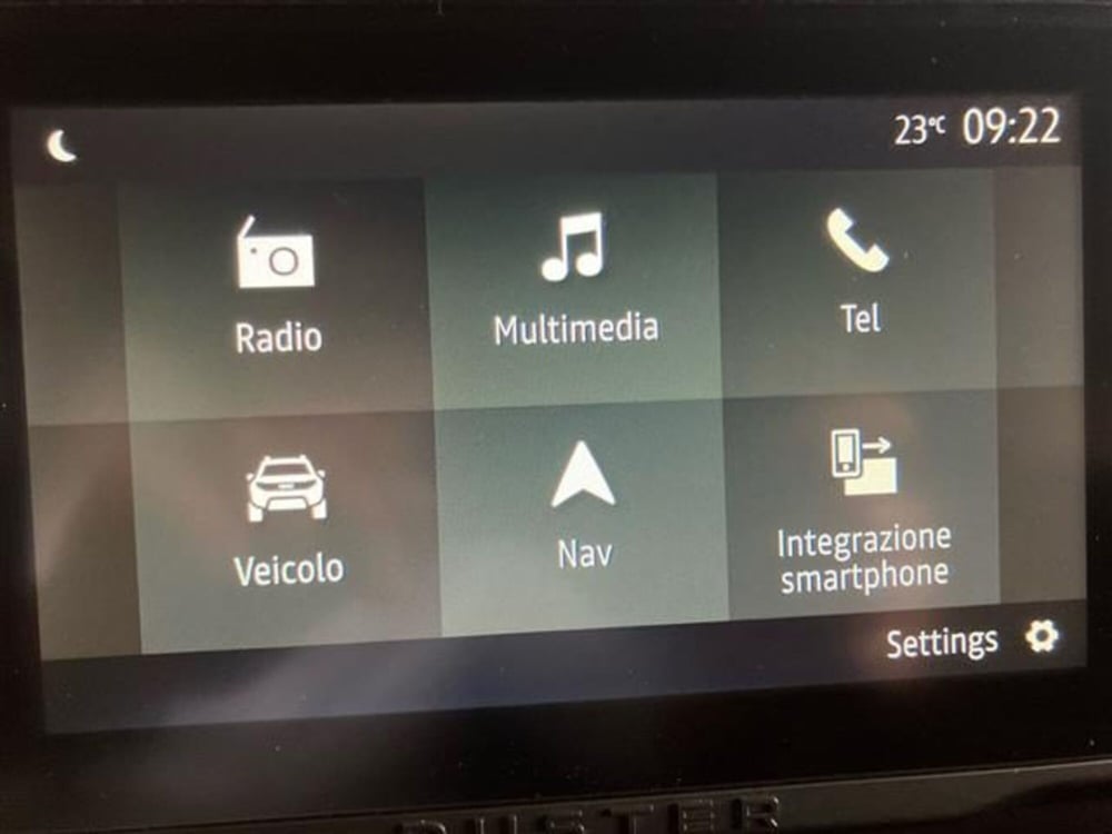 Dacia Duster usata a Como (13)