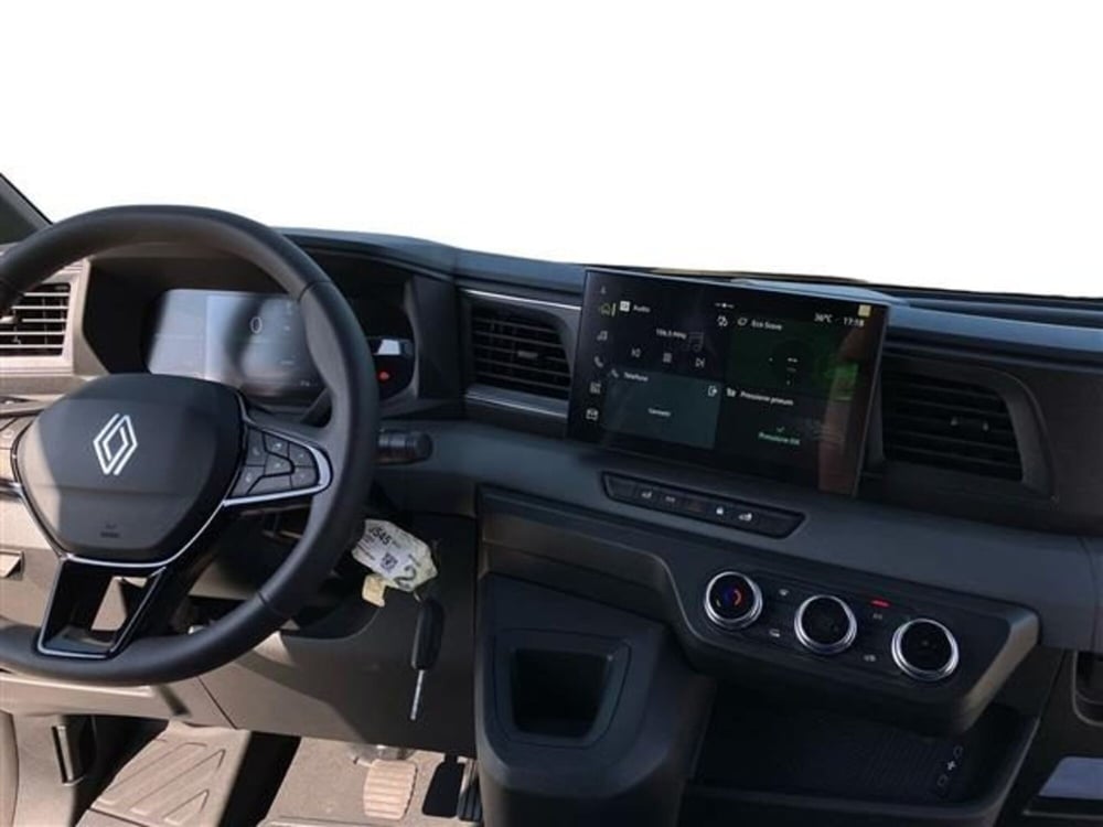 Renault Trucks Master Furgone nuova a Como (9)