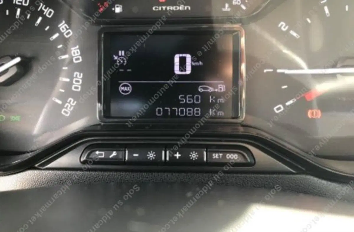 Citroen C3 Aircross usata a Lecce (5)