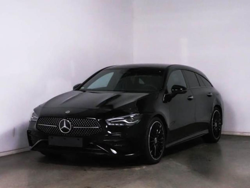 Mercedes-Benz CLA Shooting Brake usata a Milano