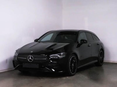 Mercedes-Benz CLA Shooting Brake 200 Shooting Brake Premium del 2024 usata a Abbiategrasso