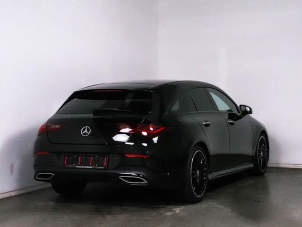 Mercedes-Benz CLA Shooting Brake usata a Milano (2)