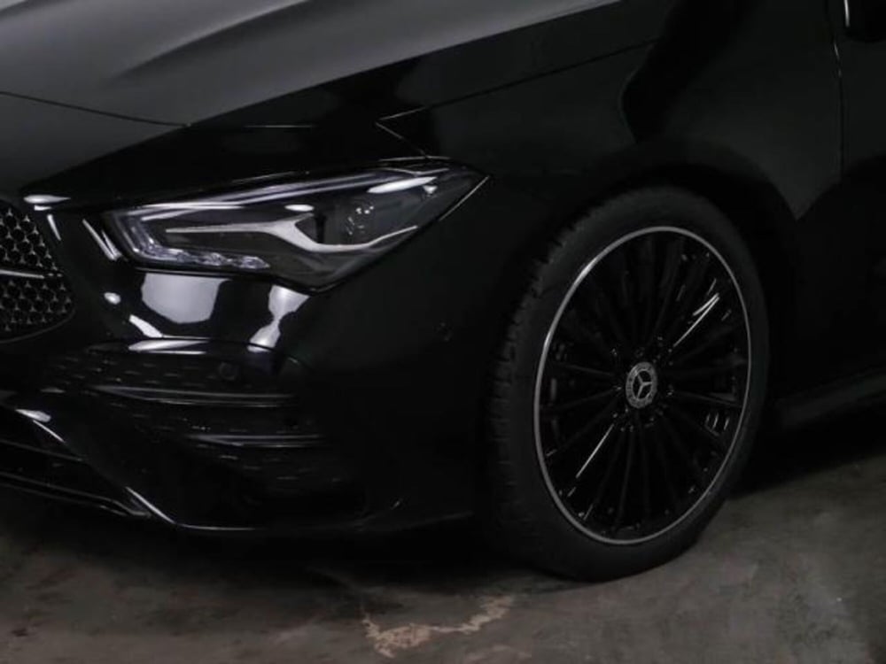 Mercedes-Benz CLA Shooting Brake usata a Milano (3)