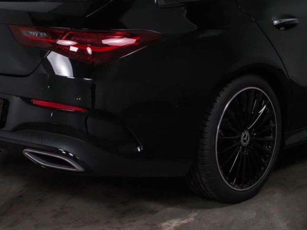 Mercedes-Benz CLA Shooting Brake usata a Milano (4)