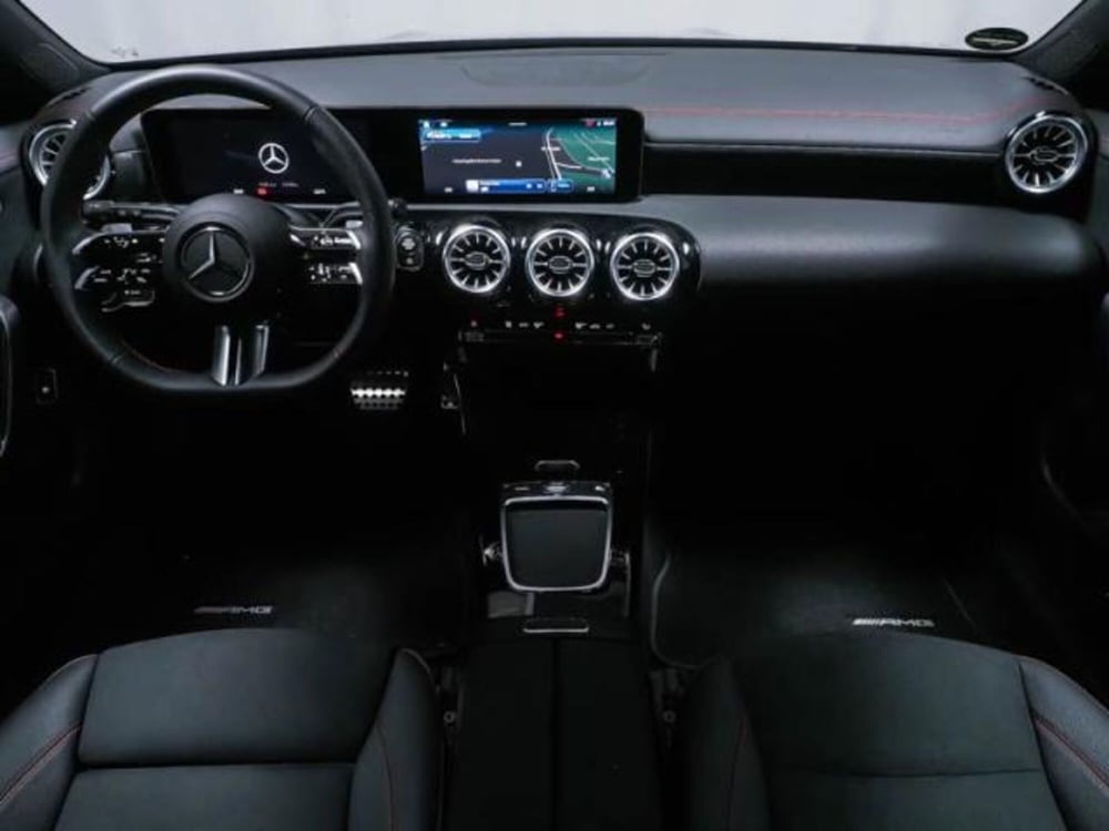 Mercedes-Benz CLA Shooting Brake usata a Milano (7)