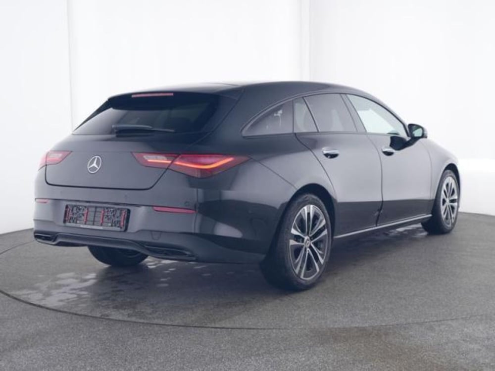 Mercedes-Benz CLA Shooting Brake usata a Milano (2)