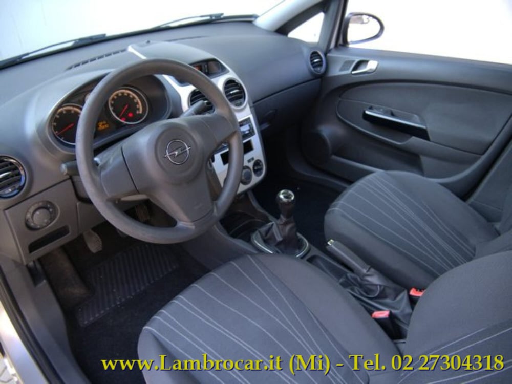Opel Corsa usata a Milano (3)