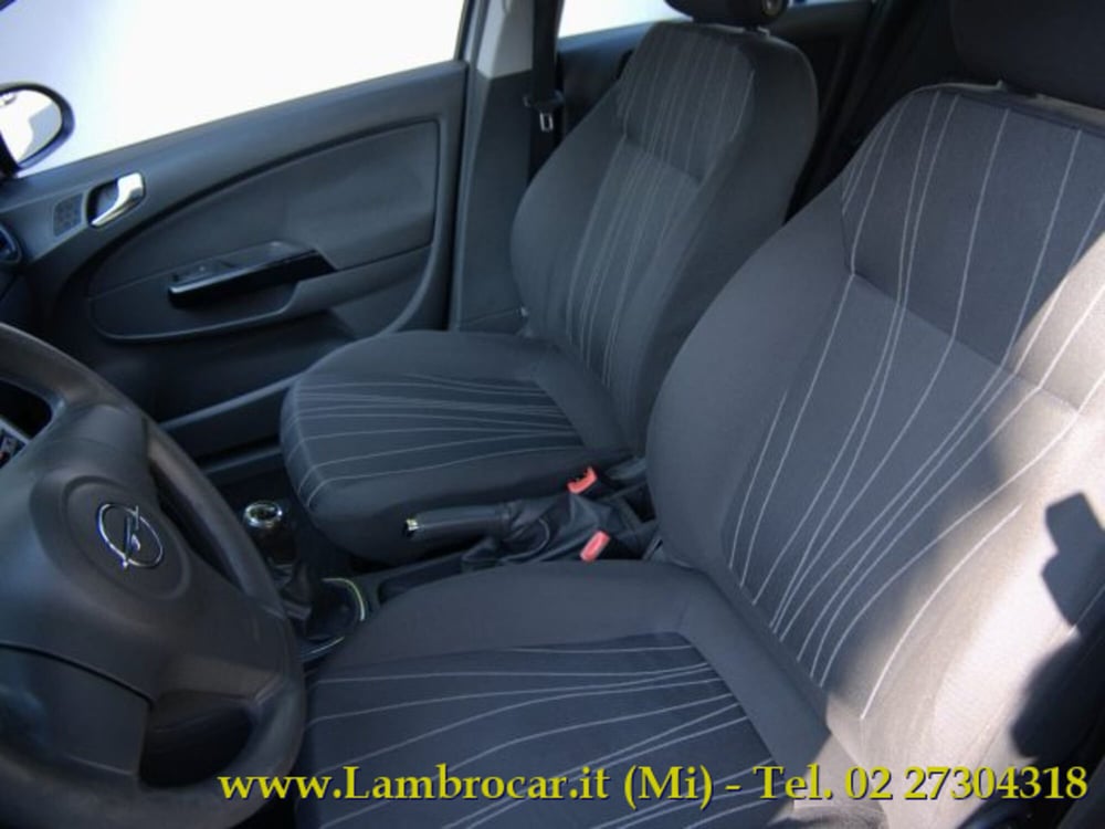Opel Corsa usata a Milano (4)
