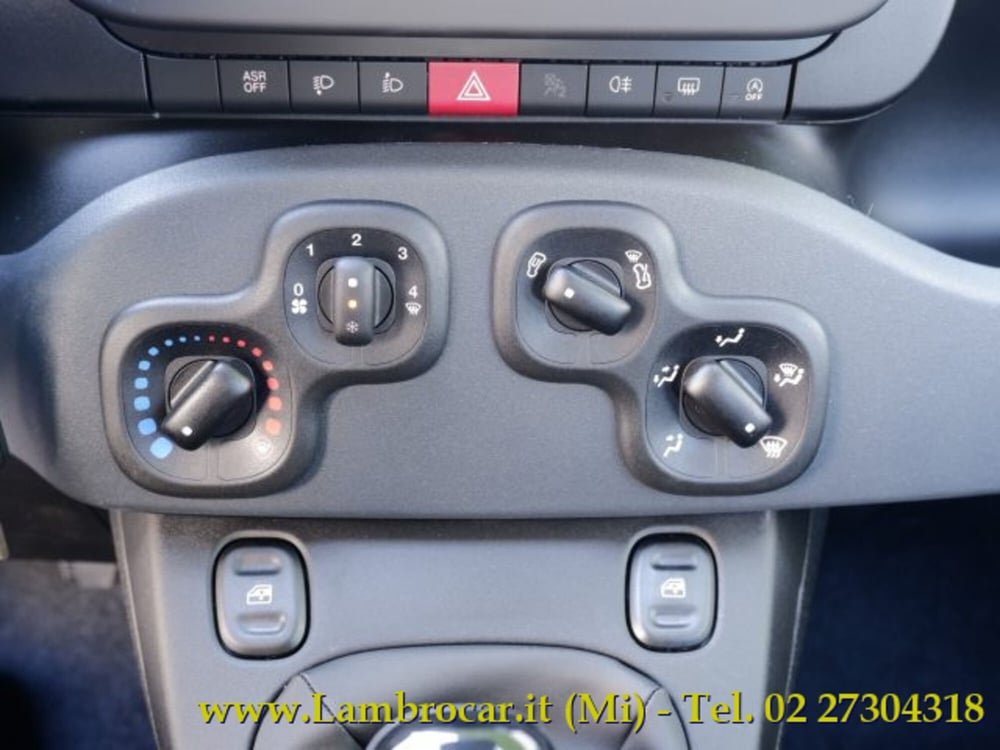 Fiat Panda nuova a Milano (9)