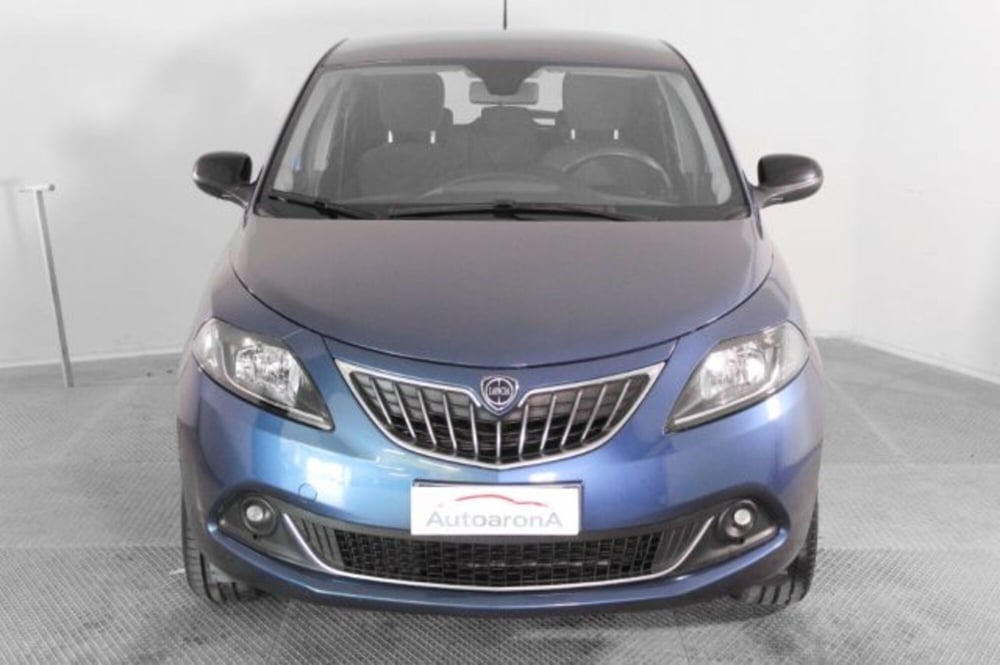 Lancia Ypsilon usata a Novara (2)