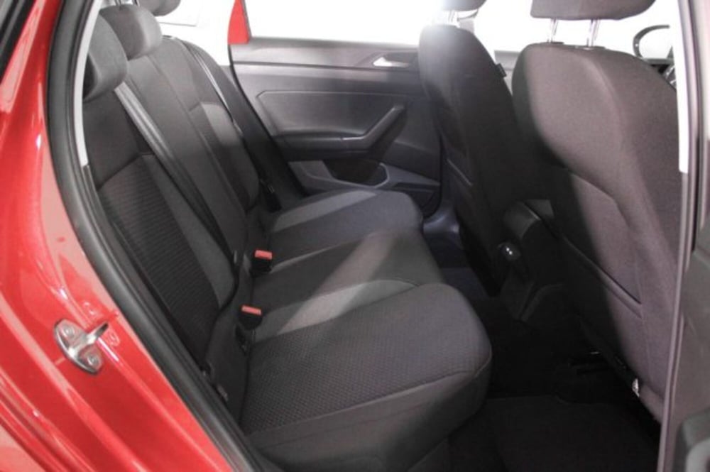 Volkswagen Taigo usata a Novara (9)