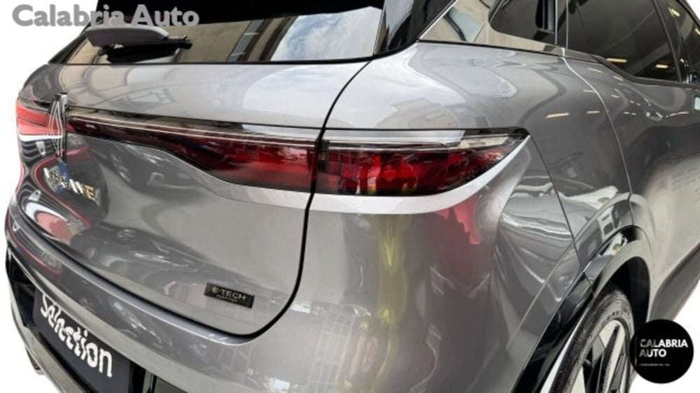 Renault Megane E-Tech Electric usata a Reggio Calabria (16)