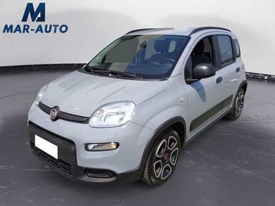 Fiat Panda 1.0 FireFly S&amp;S Hybrid City Cross del 2022 usata a Castelfranco Veneto