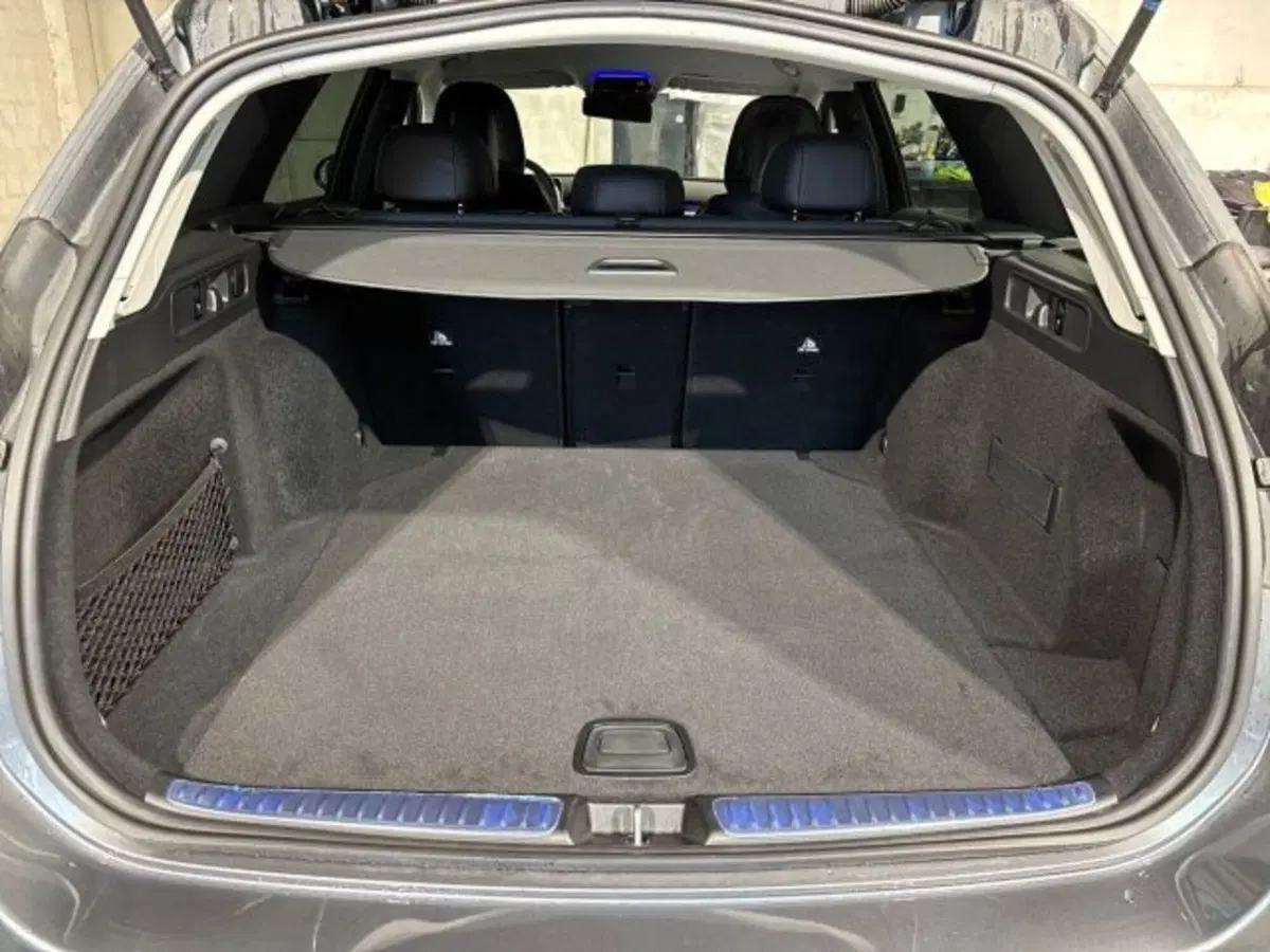 Mercedes-Benz Classe C Station Wagon nuova a Bologna (7)