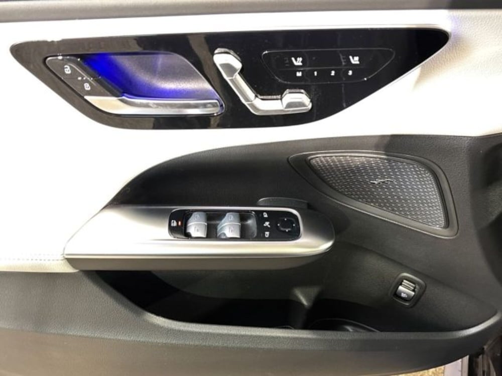 Mercedes-Benz Classe C Station Wagon nuova a Bologna (10)