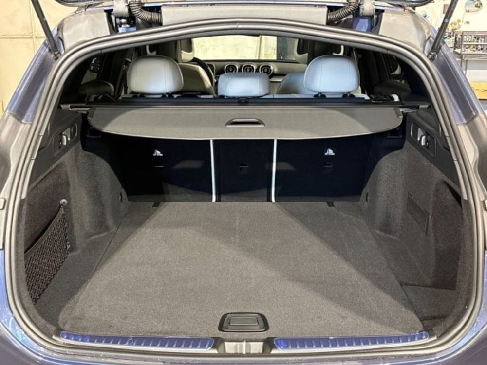 Mercedes-Benz Classe C Station Wagon nuova a Bologna (7)
