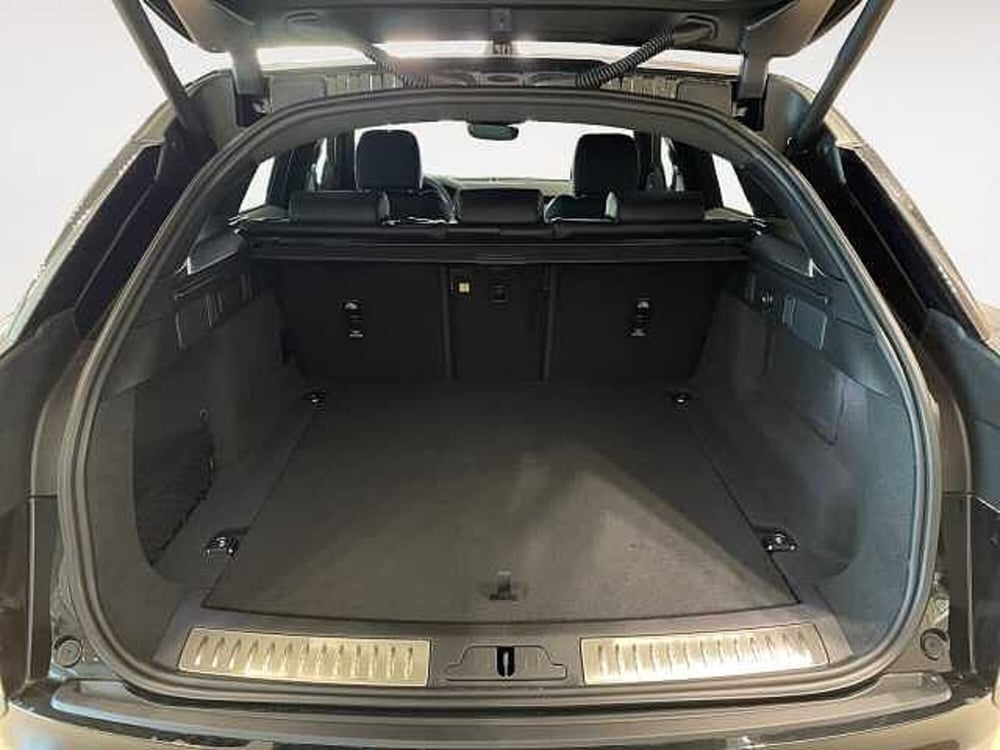 Land Rover Range Rover Velar nuova a Ravenna (10)