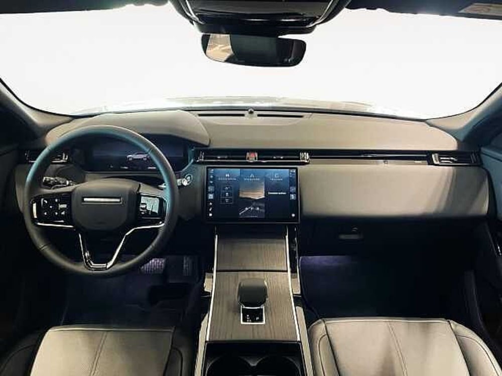 Land Rover Range Rover Velar nuova a Ravenna (4)