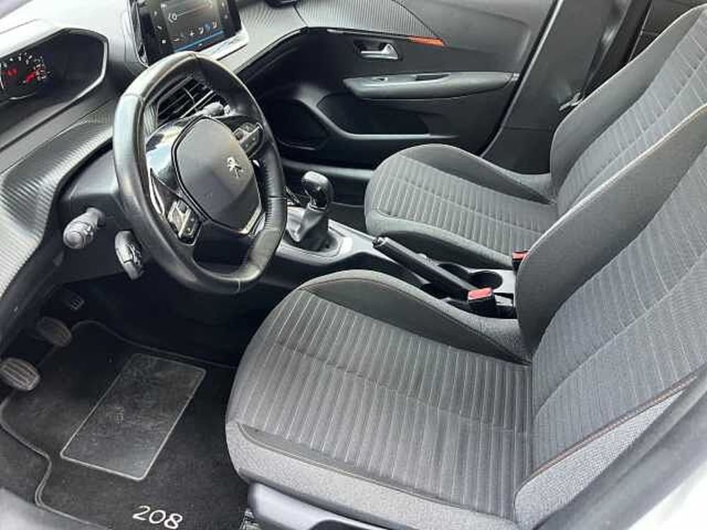 Peugeot 208 usata a Venezia (15)